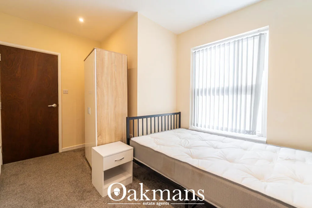 5 bedroom house for rent