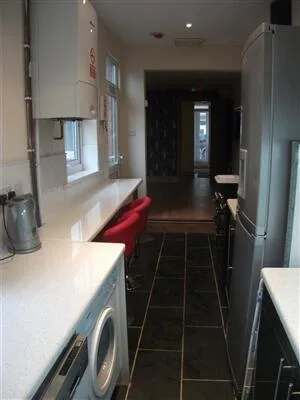 5 bedroom house for rent