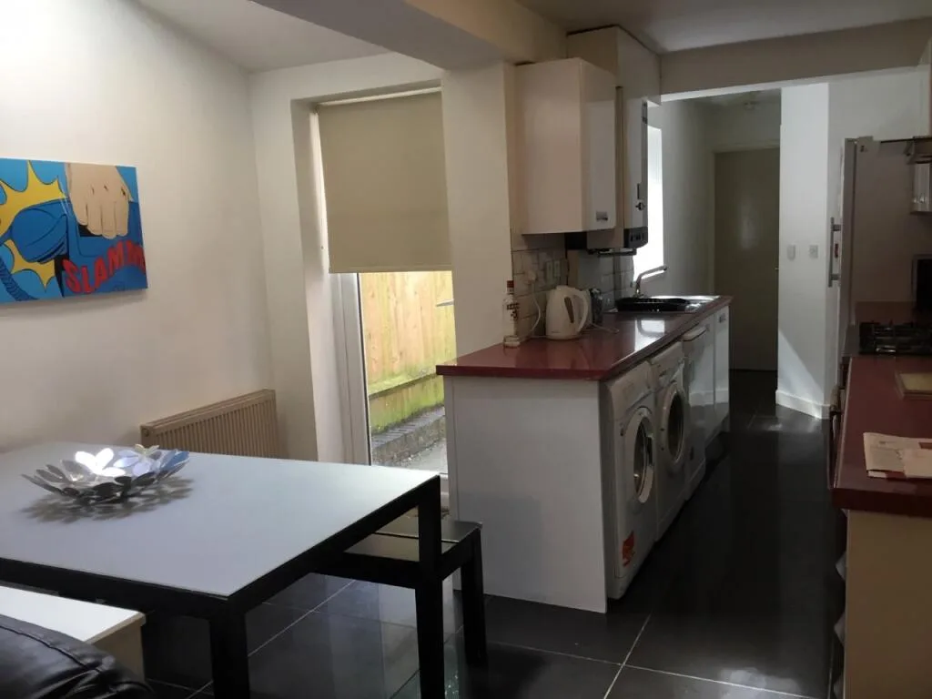 7 bedroom house for rent