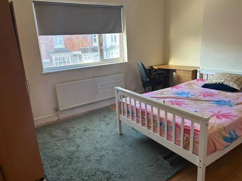 2 bedroom detached house for rent