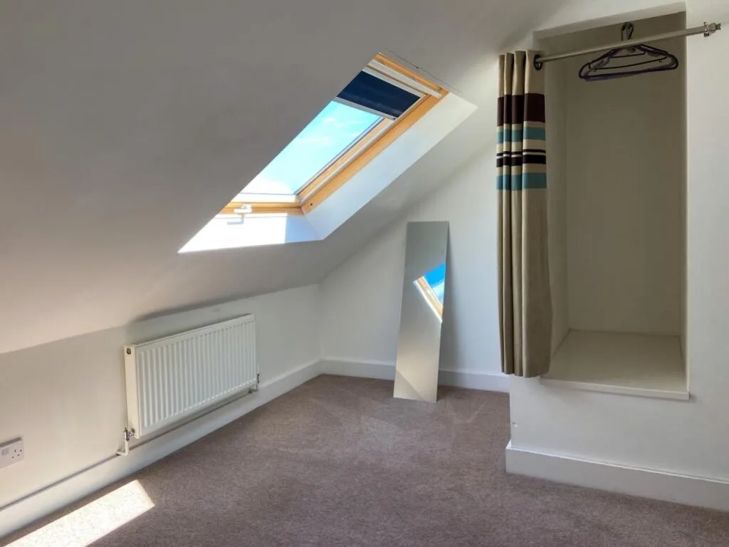 7 bedroom terraced house for rent