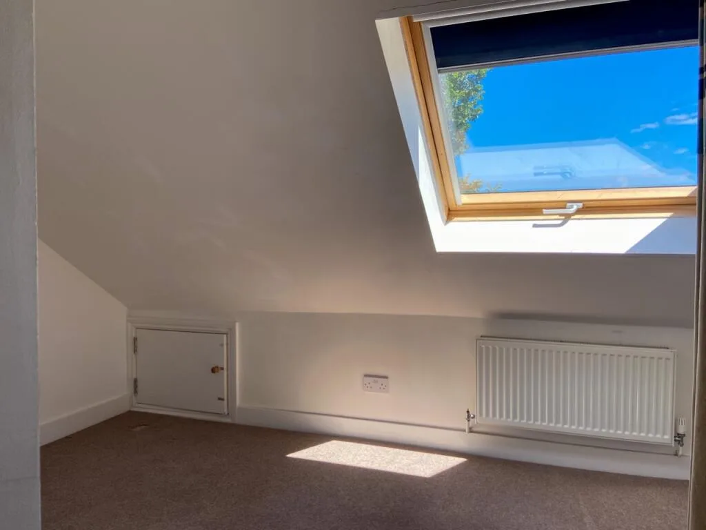 7 bedroom terraced house for rent