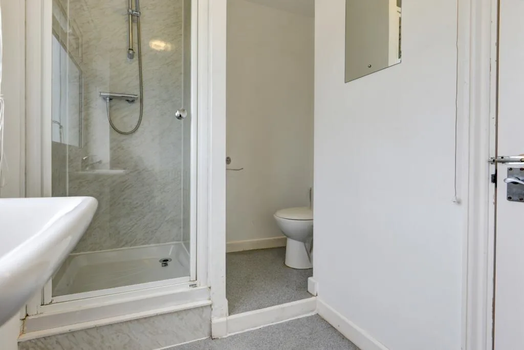 7 bedroom terraced house for rent