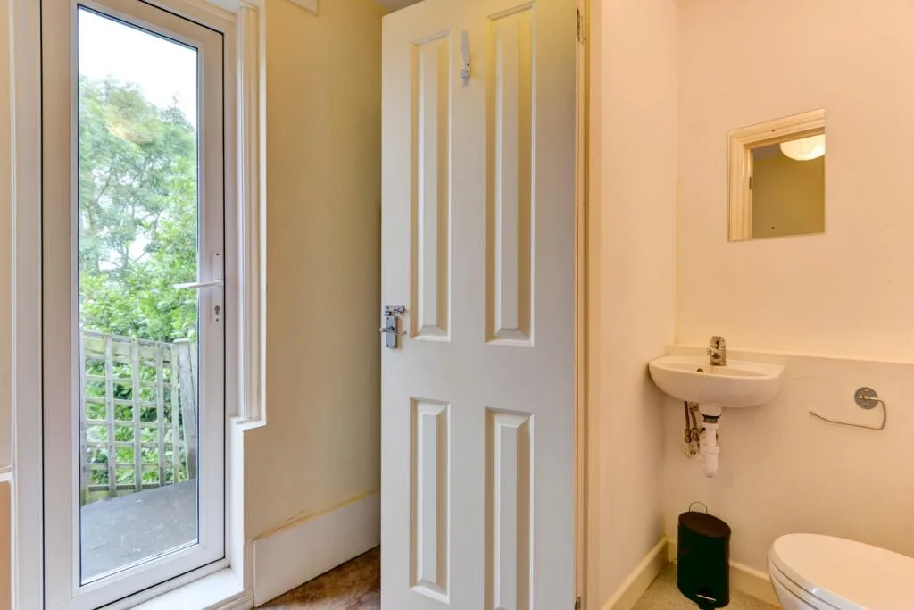 7 bedroom terraced house for rent