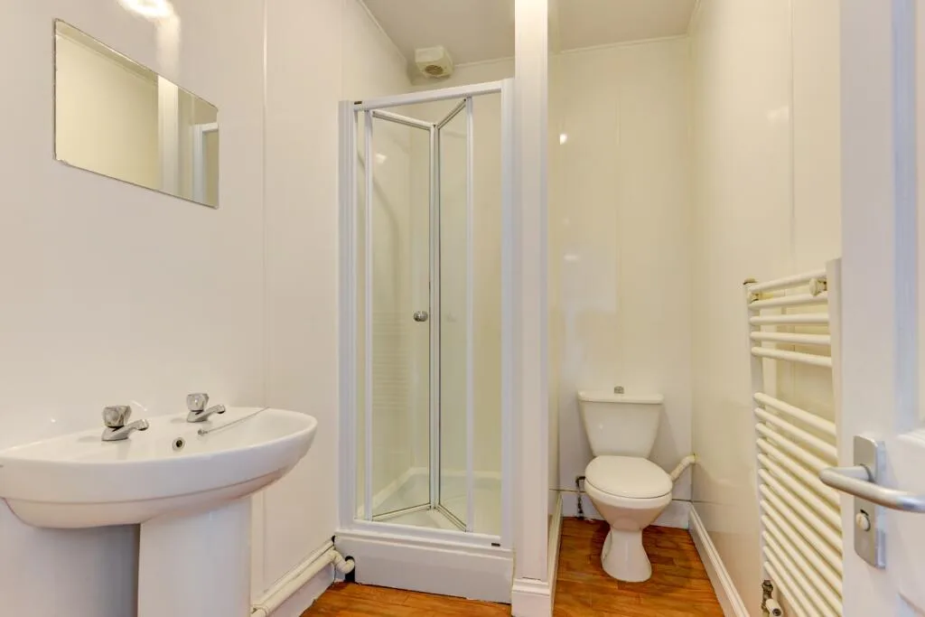 7 bedroom terraced house for rent