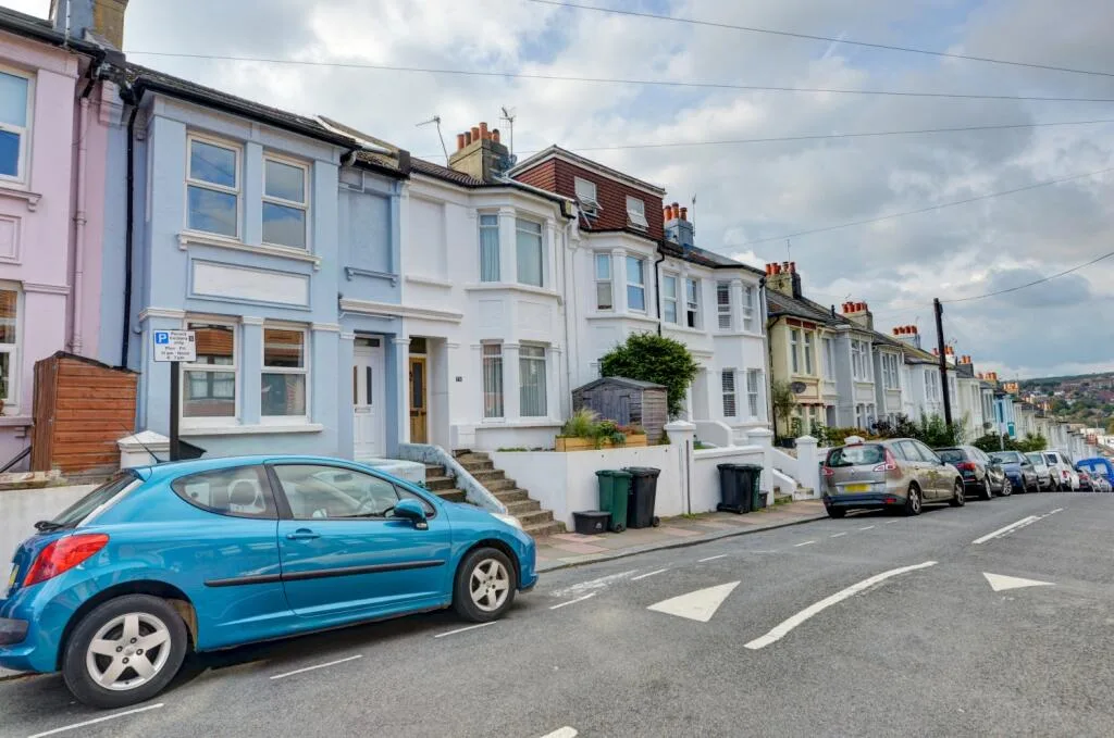 7 bedroom terraced house for rent