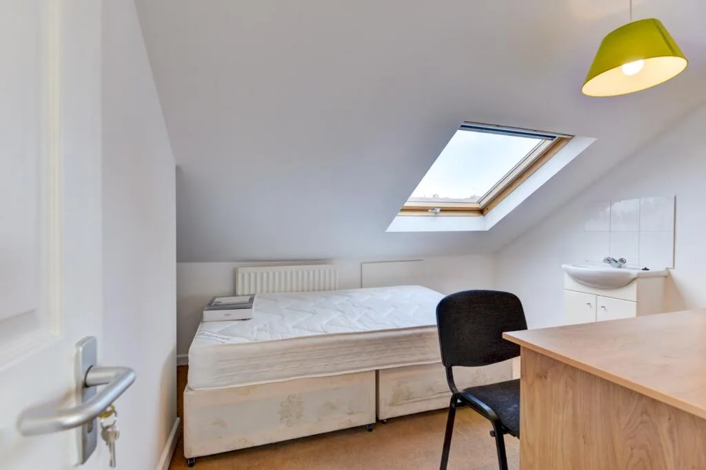 7 bedroom terraced house for rent