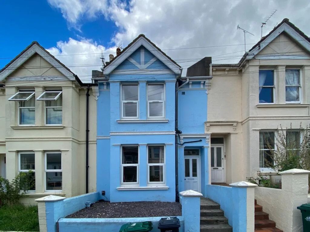 7 bedroom terraced house for rent