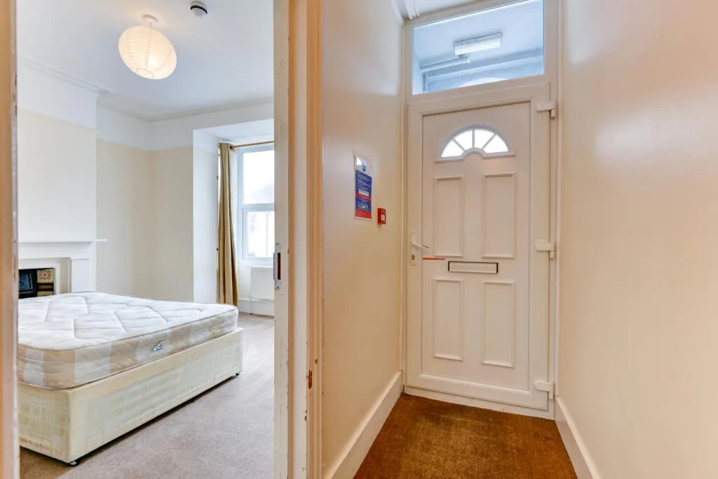 7 bedroom terraced house for rent