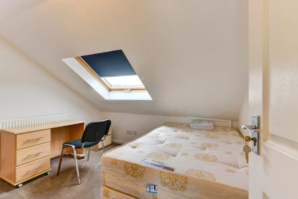 7 bedroom terraced house for rent