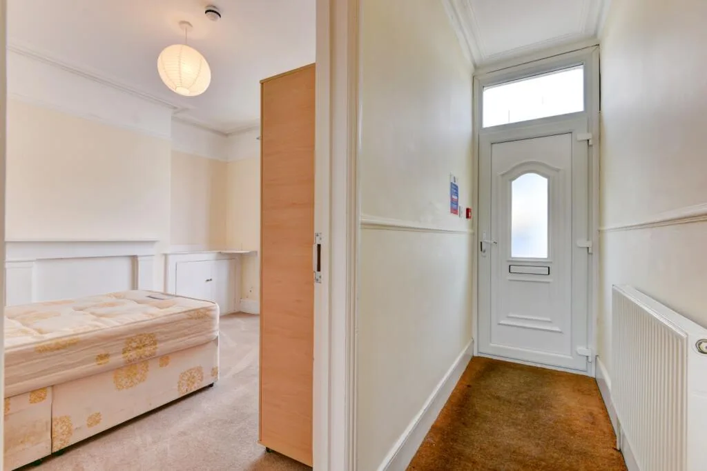 7 bedroom terraced house for rent