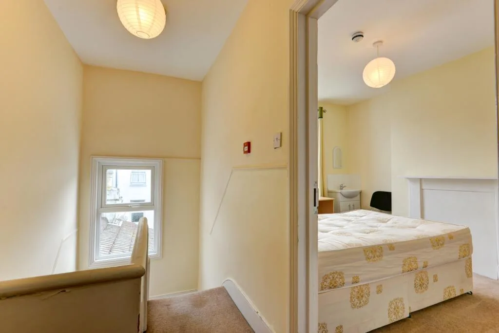 7 bedroom terraced house for rent