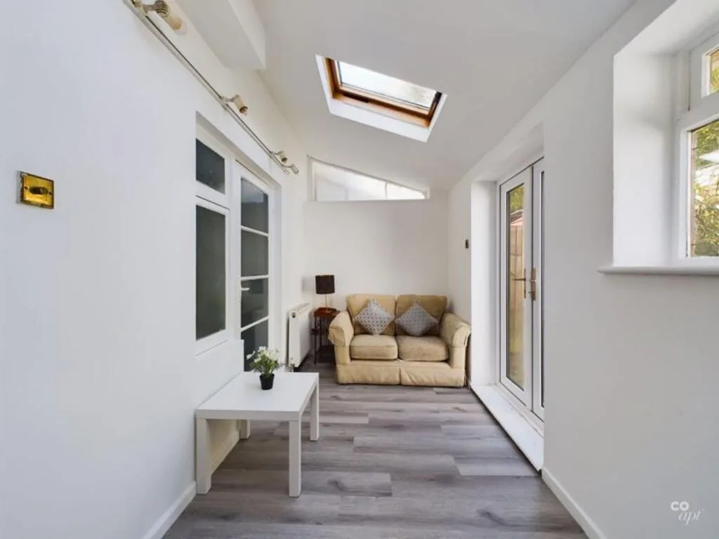 1 bedroom semi-detached house for rent