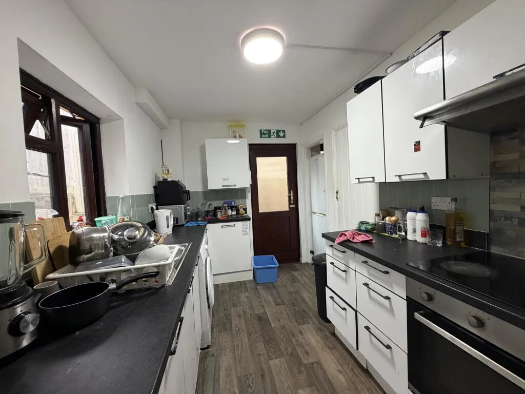 1 bedroom semi-detached house for rent