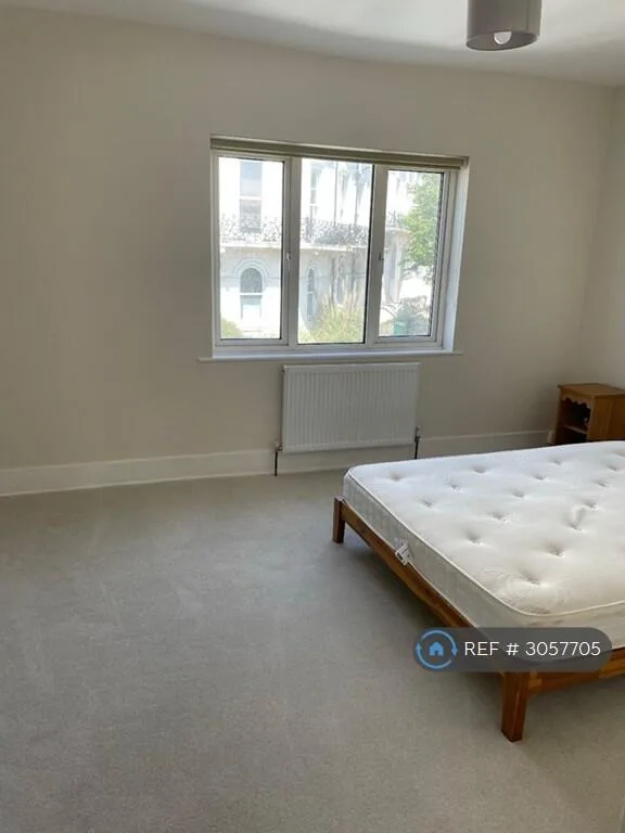 2 bedroom maisonette for rent