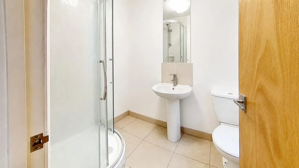 6 bedroom terraced house for rent