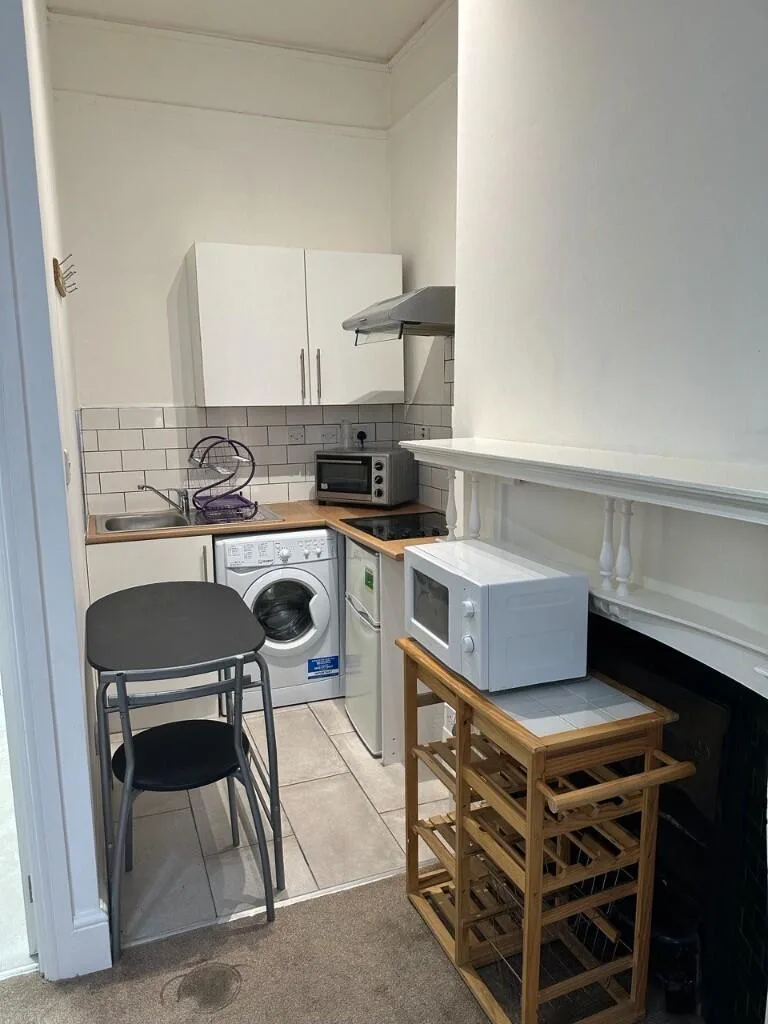 Studio flat for rent