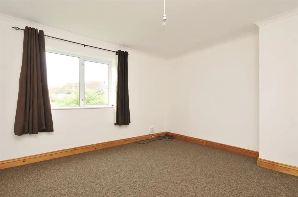 3 bedroom semi-detached house for rent