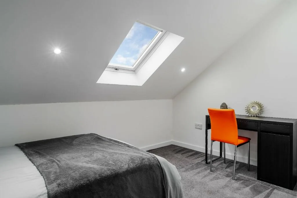 6 bedroom house for rent