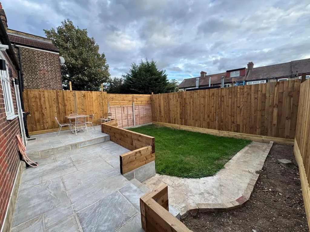 3 bedroom end of terrace house for rent