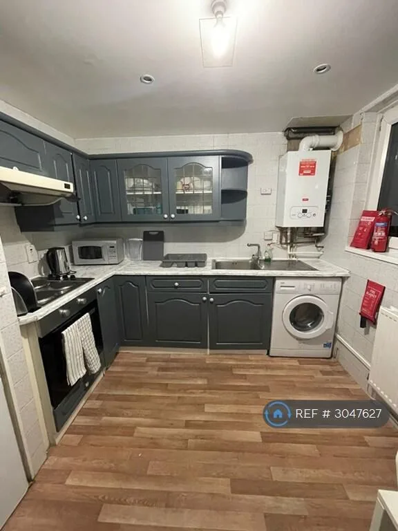 4 bedroom maisonette for rent