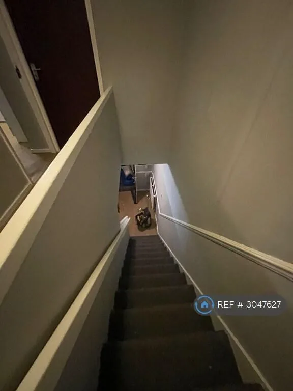 4 bedroom maisonette for rent