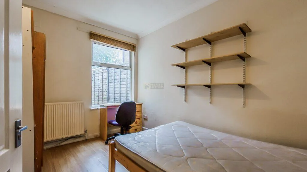 4 bedroom terraced house for rent