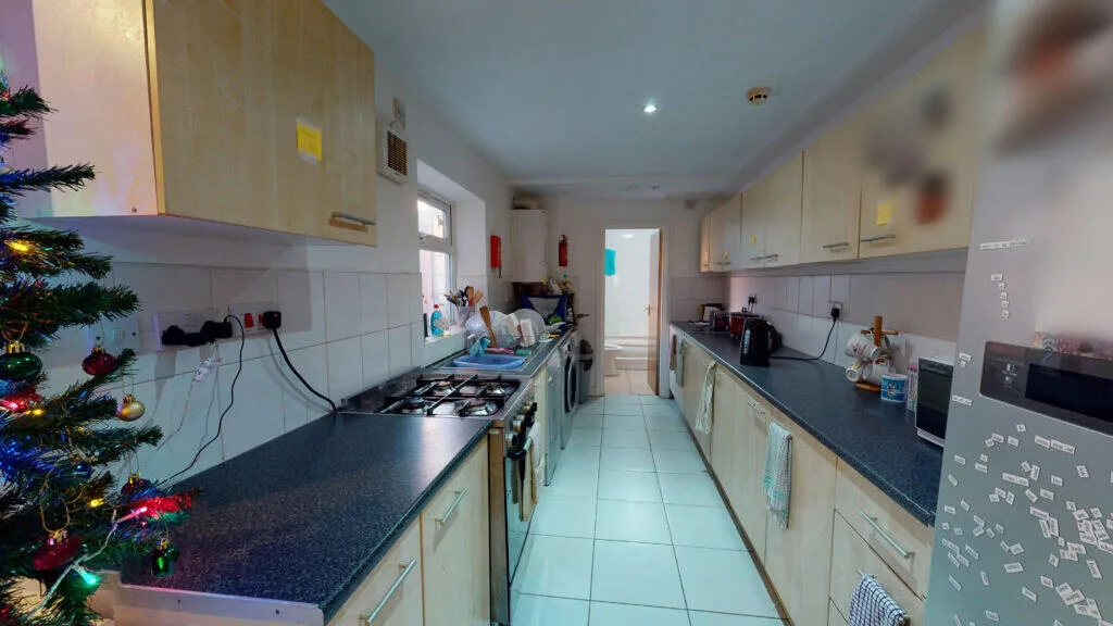 5 bedroom house for rent