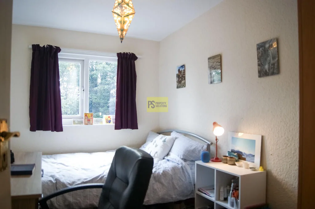7 bedroom terraced house for rent