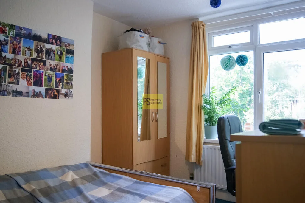 7 bedroom terraced house for rent