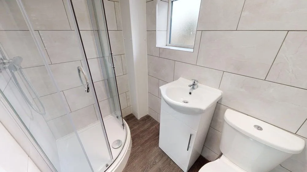 5 bedroom house for rent