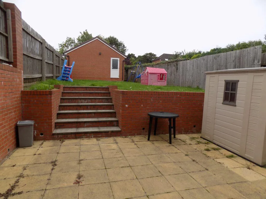 4 bedroom house for rent