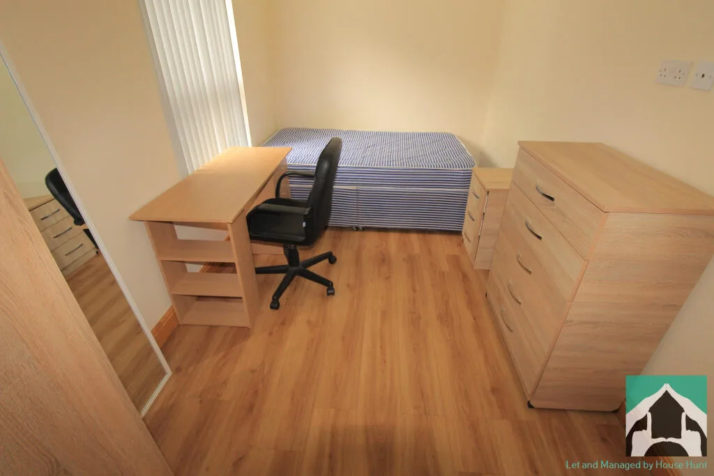 5 bedroom house for rent