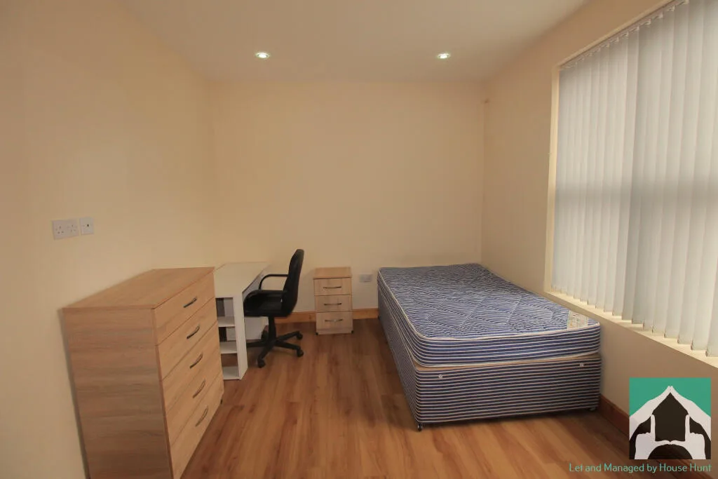 5 bedroom house for rent