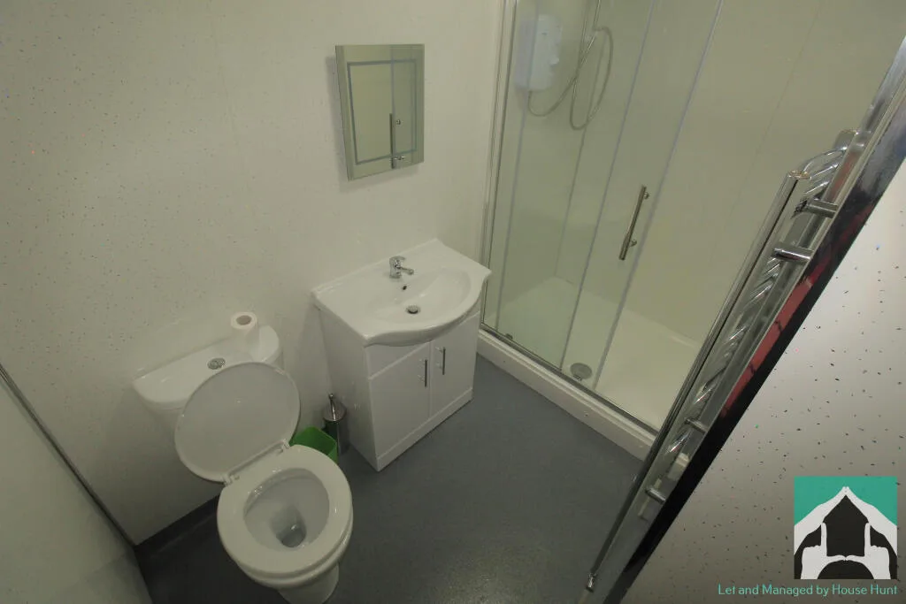 5 bedroom house for rent