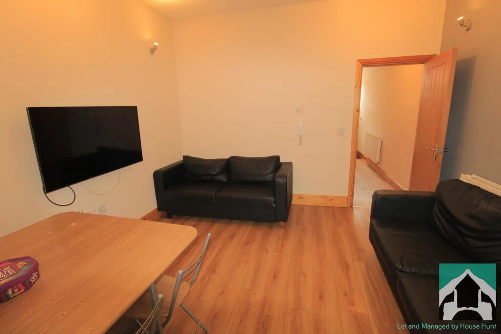 5 bedroom house for rent