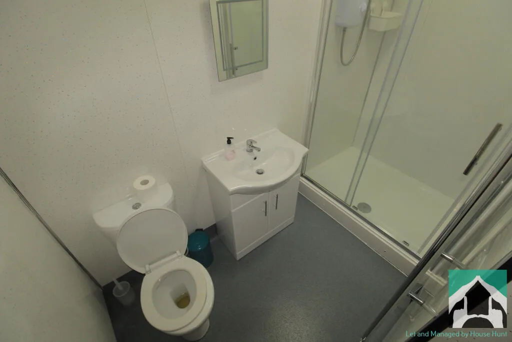 5 bedroom house for rent