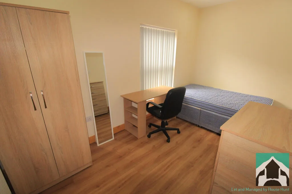 5 bedroom house for rent
