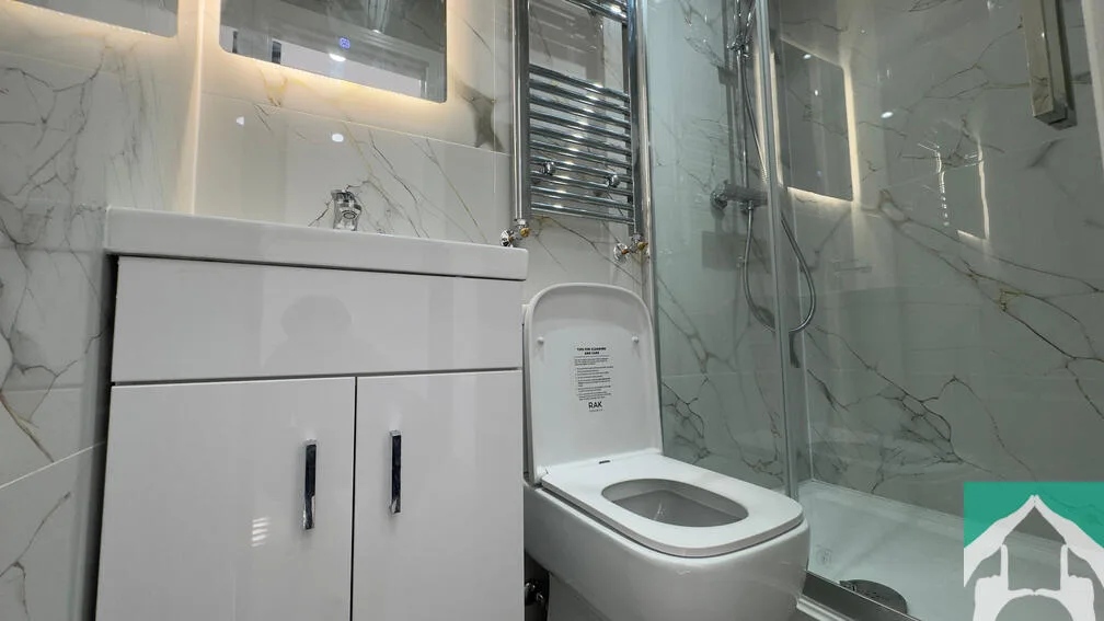 6 bedroom house for rent