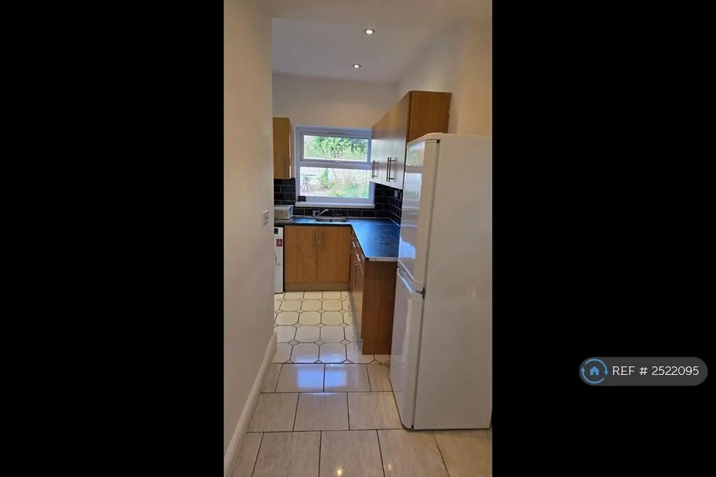 3 bedroom detached house for rent
