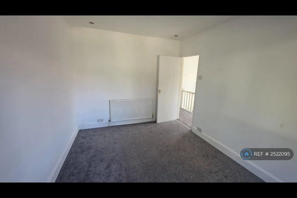3 bedroom detached house for rent