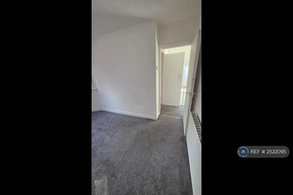 3 bedroom detached house for rent