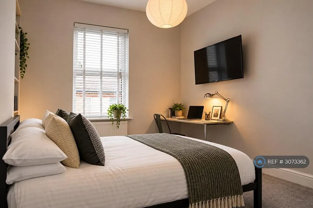 7 bedroom terraced house for rent
