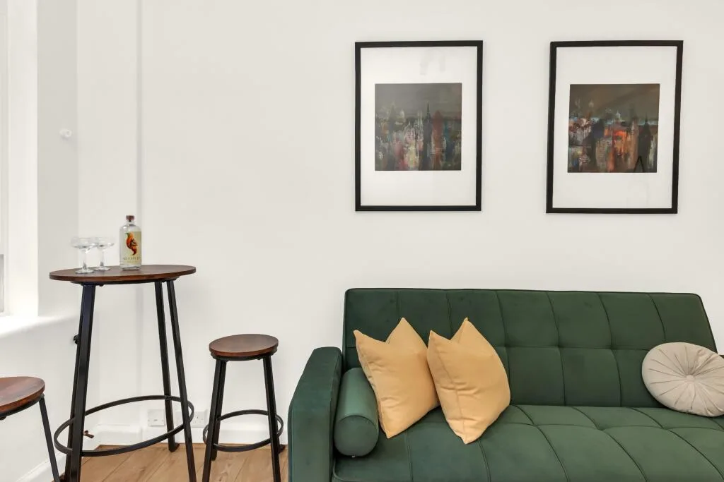 Studio flat for rent