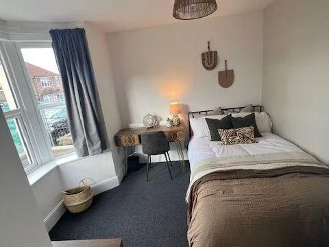 1 bedroom detached house for rent