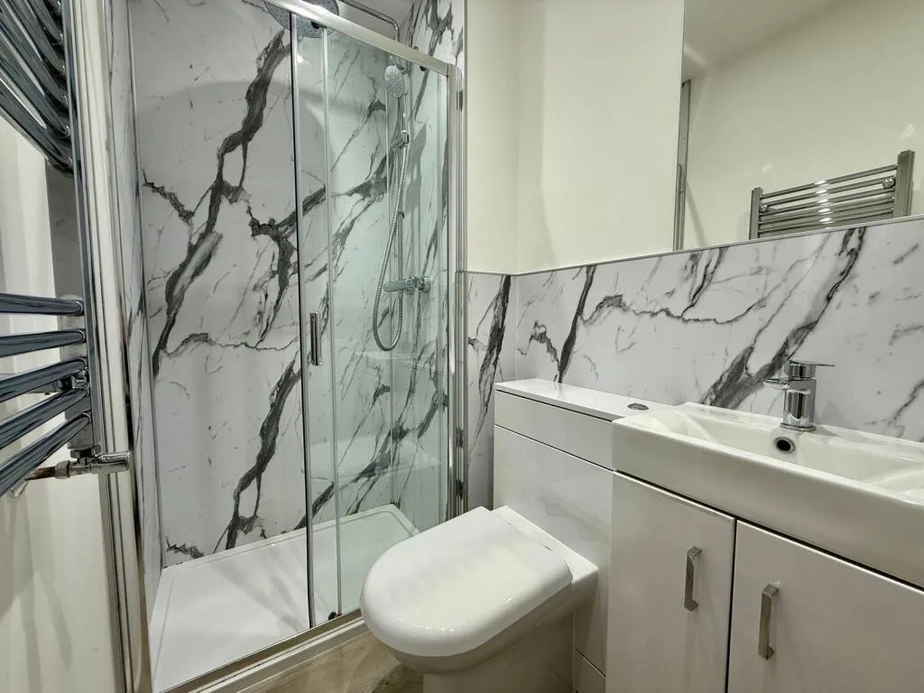 6 bedroom terraced house for rent