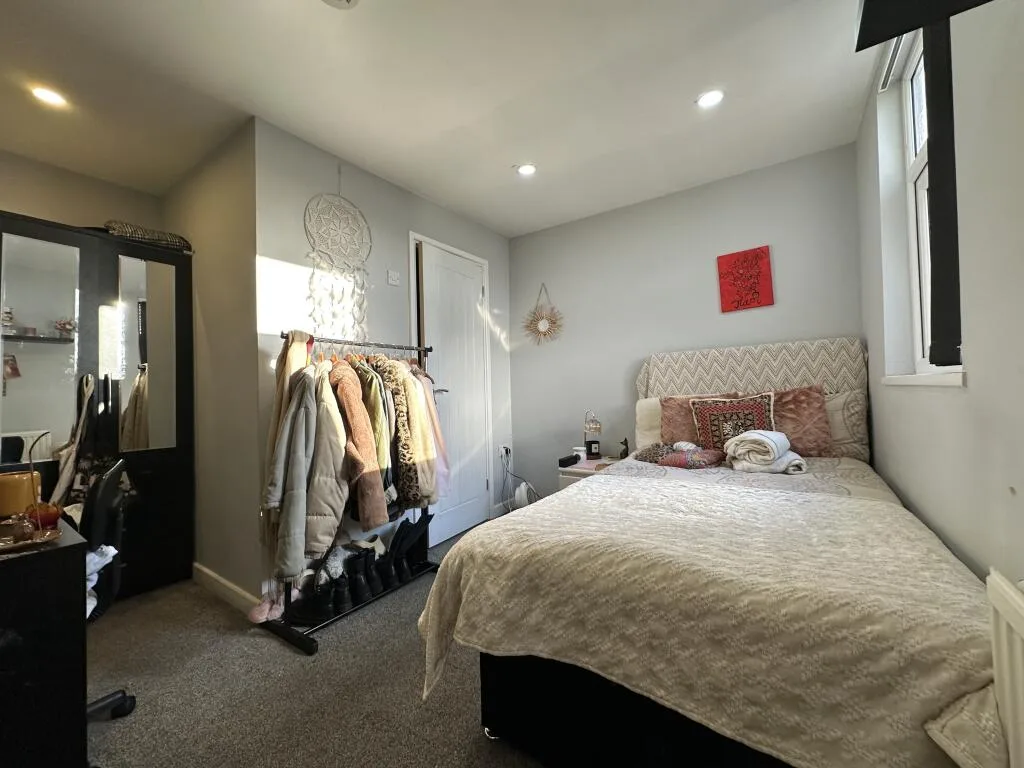 1 bedroom house for rent