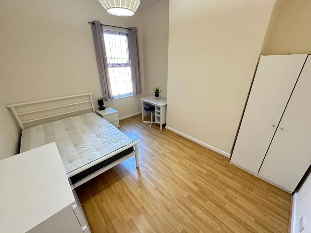 4 bedroom terraced house for rent