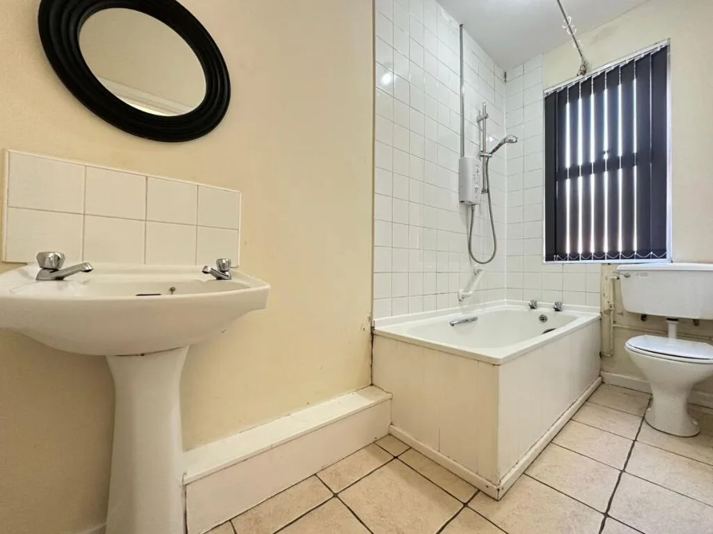 4 bedroom terraced house for rent