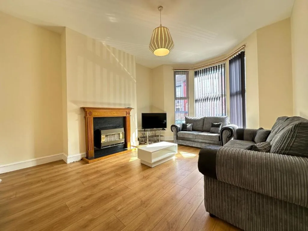 4 bedroom terraced house for rent